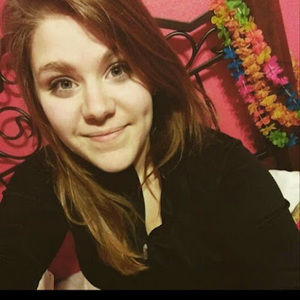 Meet your Posher, Carley